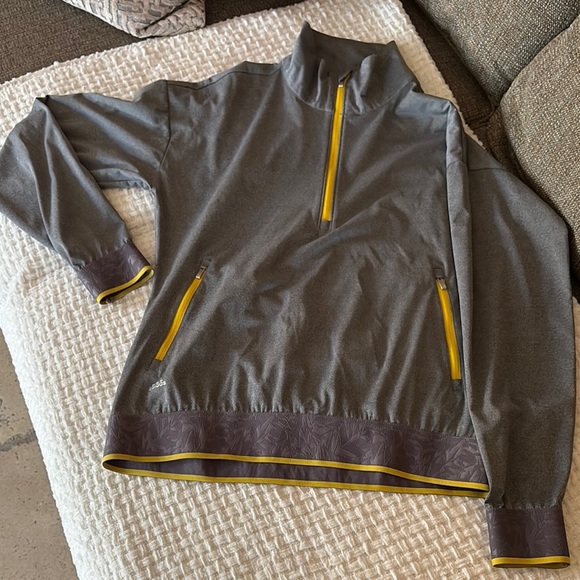 Gently Loved Adidas Golf ClimaStorm Gray Pullover with 1/2 Yellow Zipper - Picture 1 of 13
